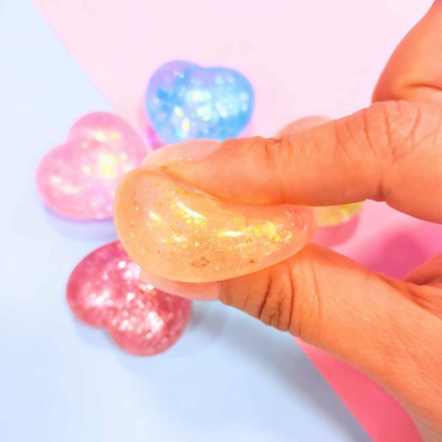 Squishy Mini Corazones Con Glitter - Imagen 3